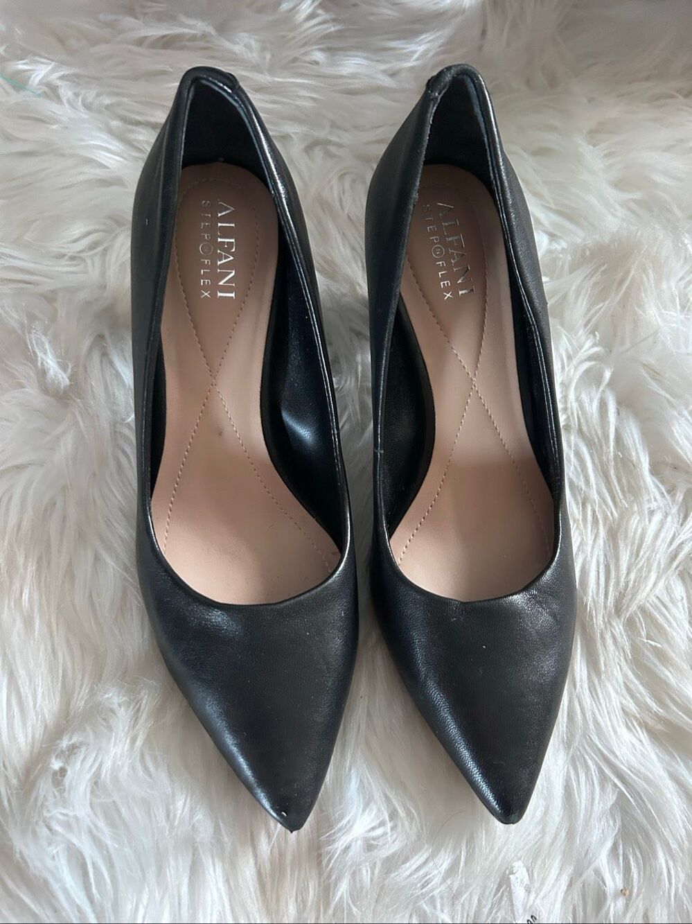 Alfani black chunky heel pointed toe size 6 stylish work wear leather